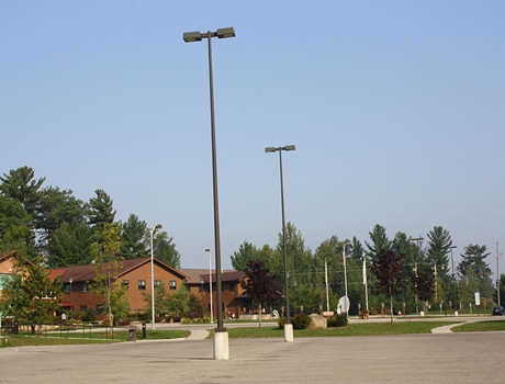 梅诺米尼民族学院全景图片