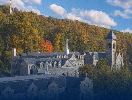 圣玛丽山大学全景图片