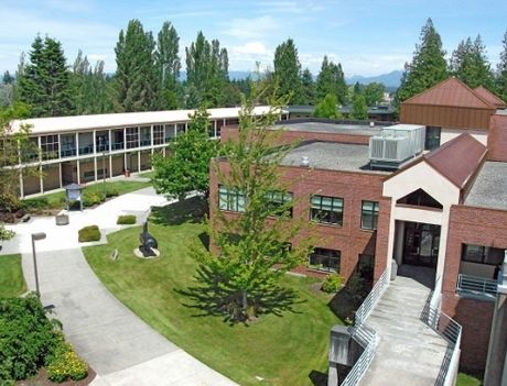 三一路德学院全景图片