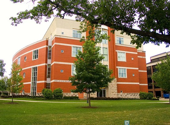 马歇尔大学全景图片