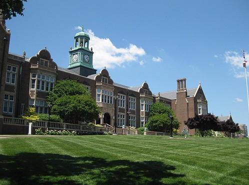 陶森大学全景图片