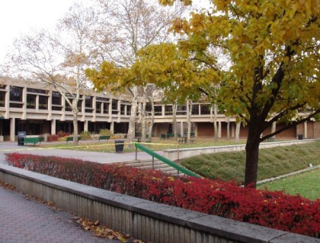 托马斯爱迪生州立大学全景图片